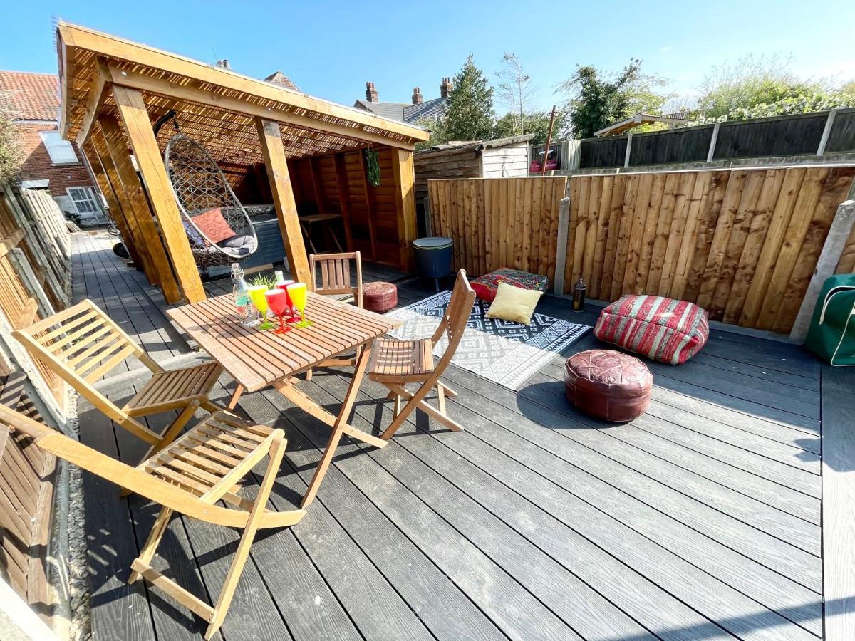Coastal Terrace Dogs Welcome Optional Hot Tub Villa Sea Palling Esterno foto